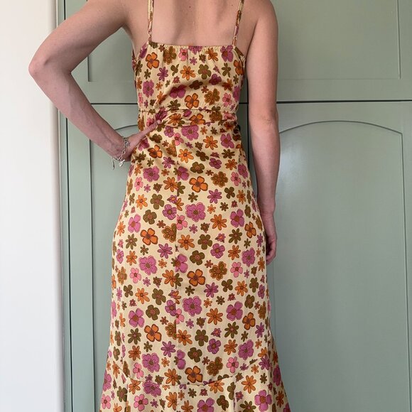 Retro Style Groovy Floral Print Dress - Picture 4 of 7